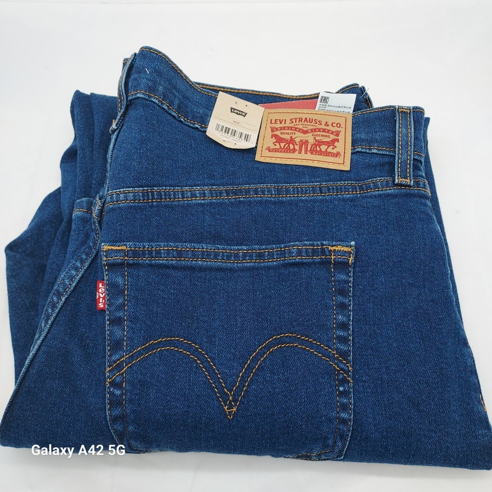 Levis Wedgie Straight‎ High Rise Jeans Womens 18W Blue Denim A0977-0002 NEW